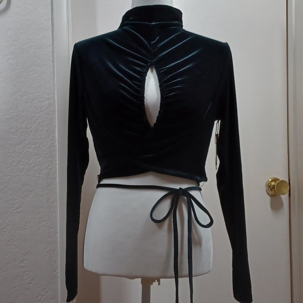 Nordstrom Open Edit Tie Front Velour Crop - Picture 2 of 3